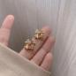 Preview: Großhandel B2B Silber pin Perle luftige Vintage Ohrringe E1365 gold